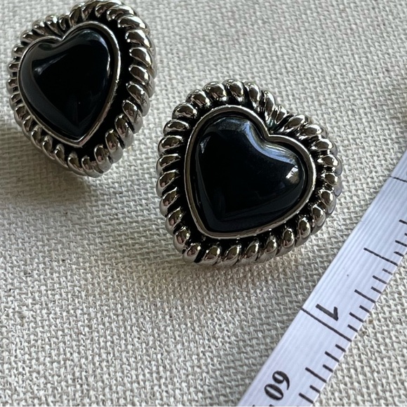 Vintage-Inspired Black Heart Stud Earrings – Silver Tone - Picture 3 of 4